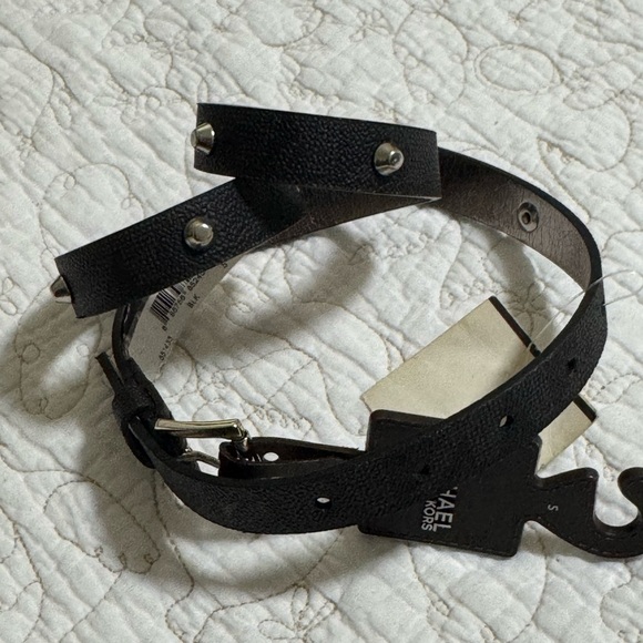 Michael Michael Kors Synthetic Leather Stud Logo Black Size Small Belt - Picture 11 of 11